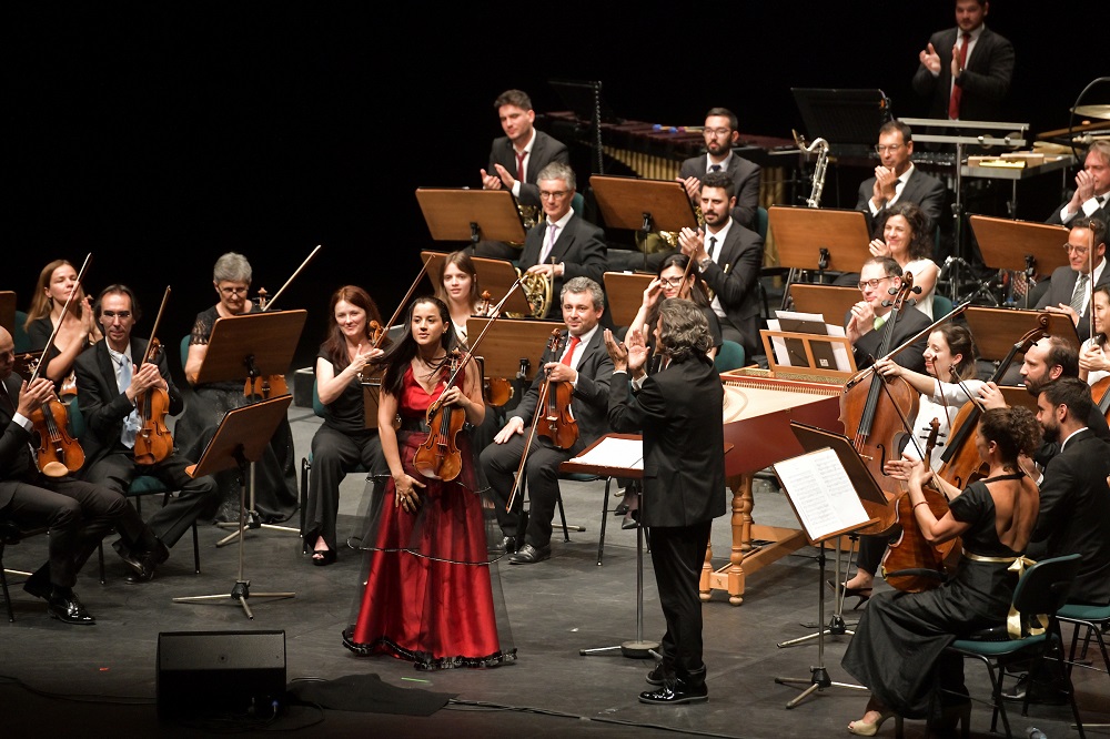 Espetáculo “António Mega Ferreira – Todas as Cores nas tuas Mãos”, com a Orquestra Metropolitana de Lisboa, dirigida pelo maestro Pedro Neves, Teresa Salgueiro e Mafalda Veiga