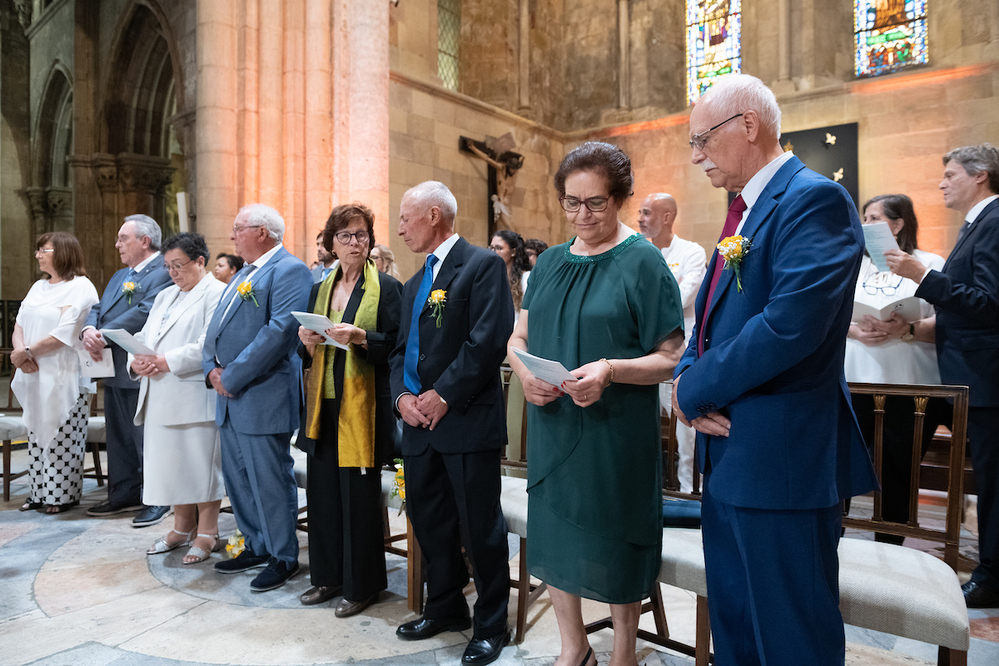 A cerimónia religiosa na Sé de Lisboa incluiu a renovação das promessas de matrimónio dos cinco casais de ouro