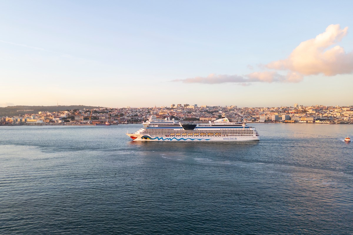 Em 2022, entraram 906 navios de cruzeiro nos principais portos nacionais, sendo o Porto do Lisboa o que recebeu o maior número navios: 325 