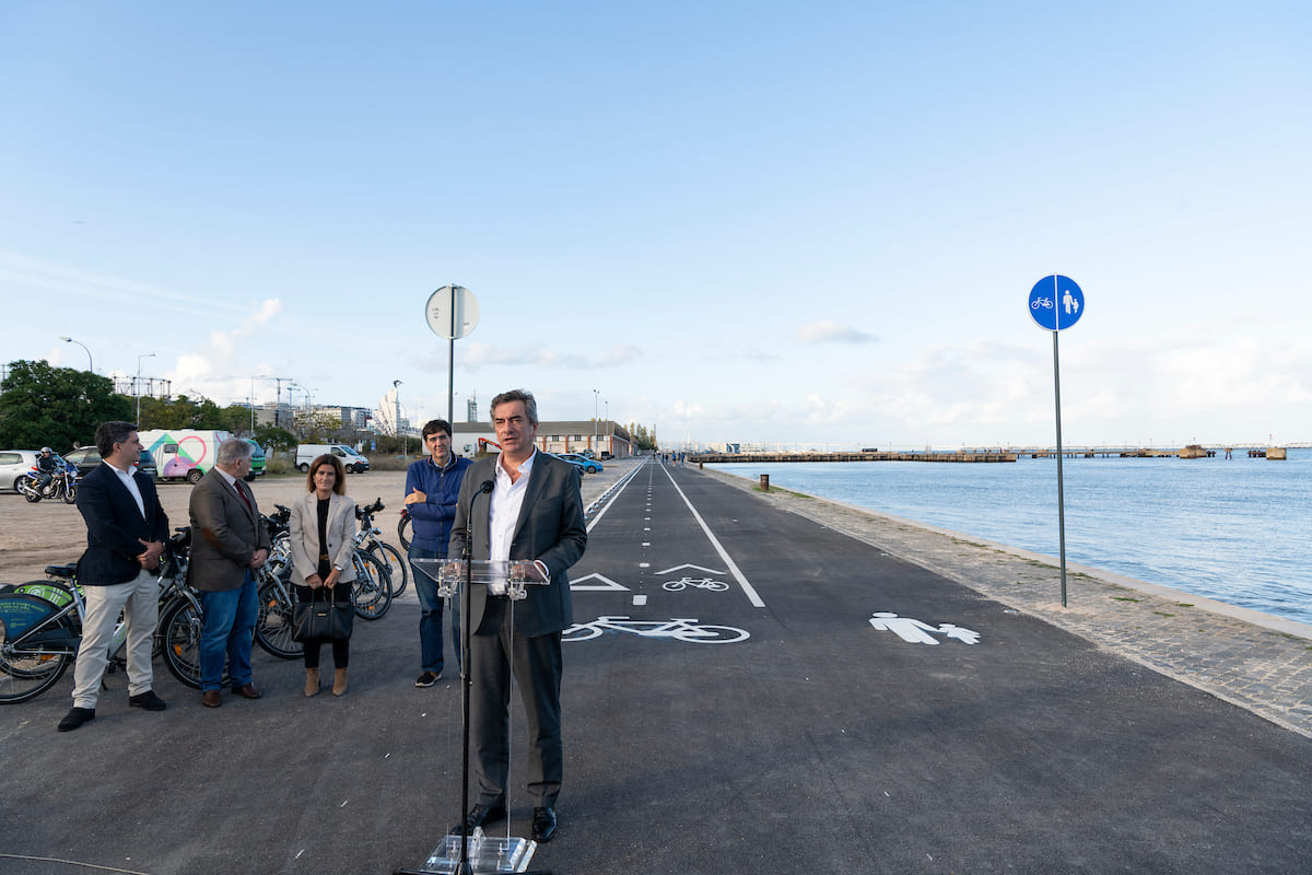 A ciclovia ficará concluída até final do primeiro trimestre de 2025 com uma ligação ciclável entre Algés e o Parque Tejo - Filipe Anacoreta Correia