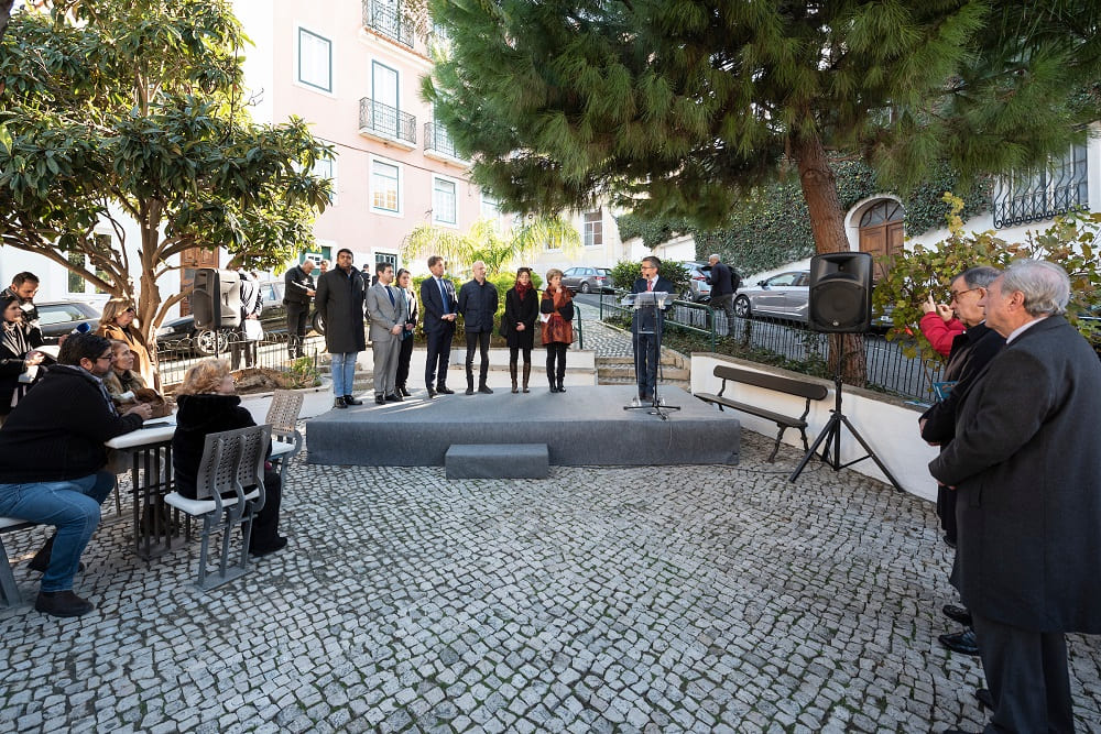 Lisboa presta homenagem a Antonio Tabucchi, com a atribuição do seu nome a um jardim na freguesia da Misericórdia