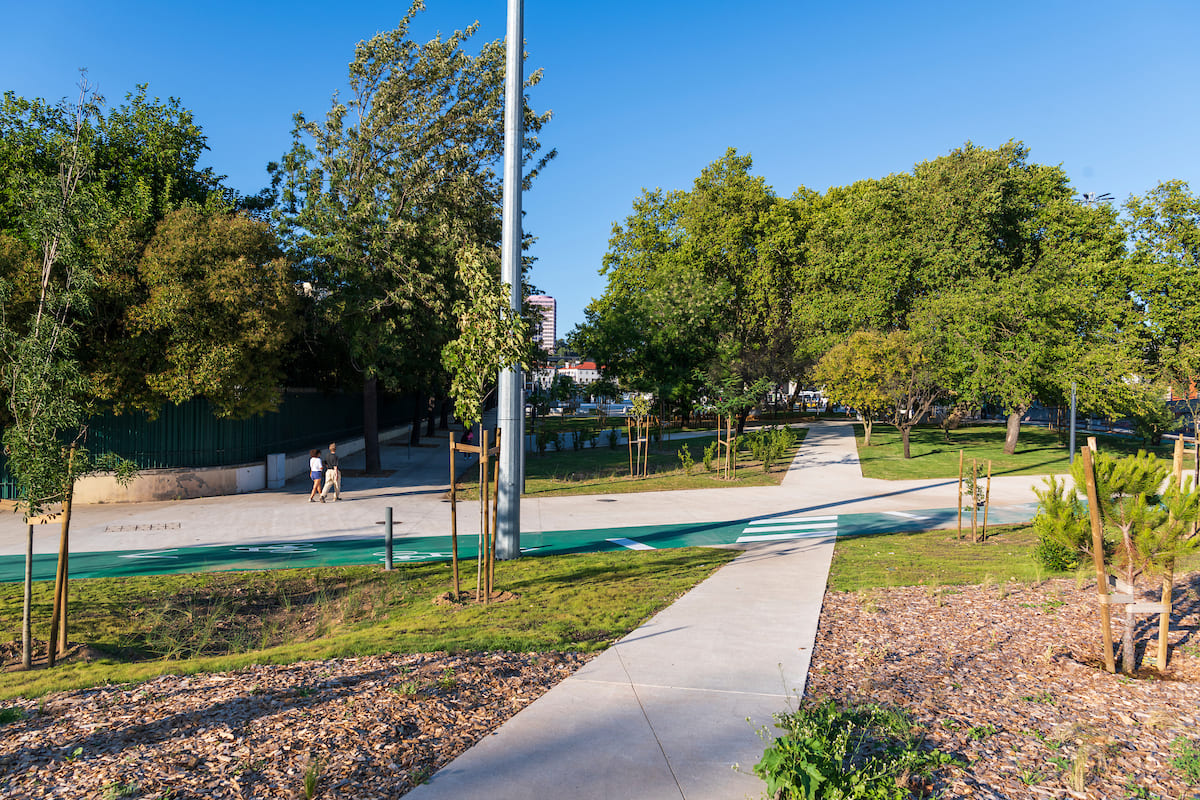 Praça Marechal Humberto Delgado - Sete Rios