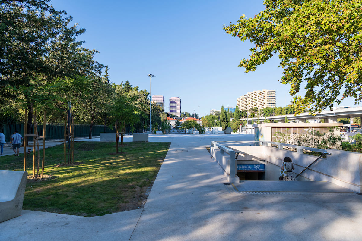 Praça Marechal Humberto Delgado - Sete Rios