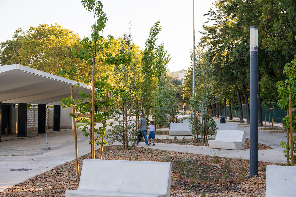 Praça Marechal Humberto Delgado - Sete Rios