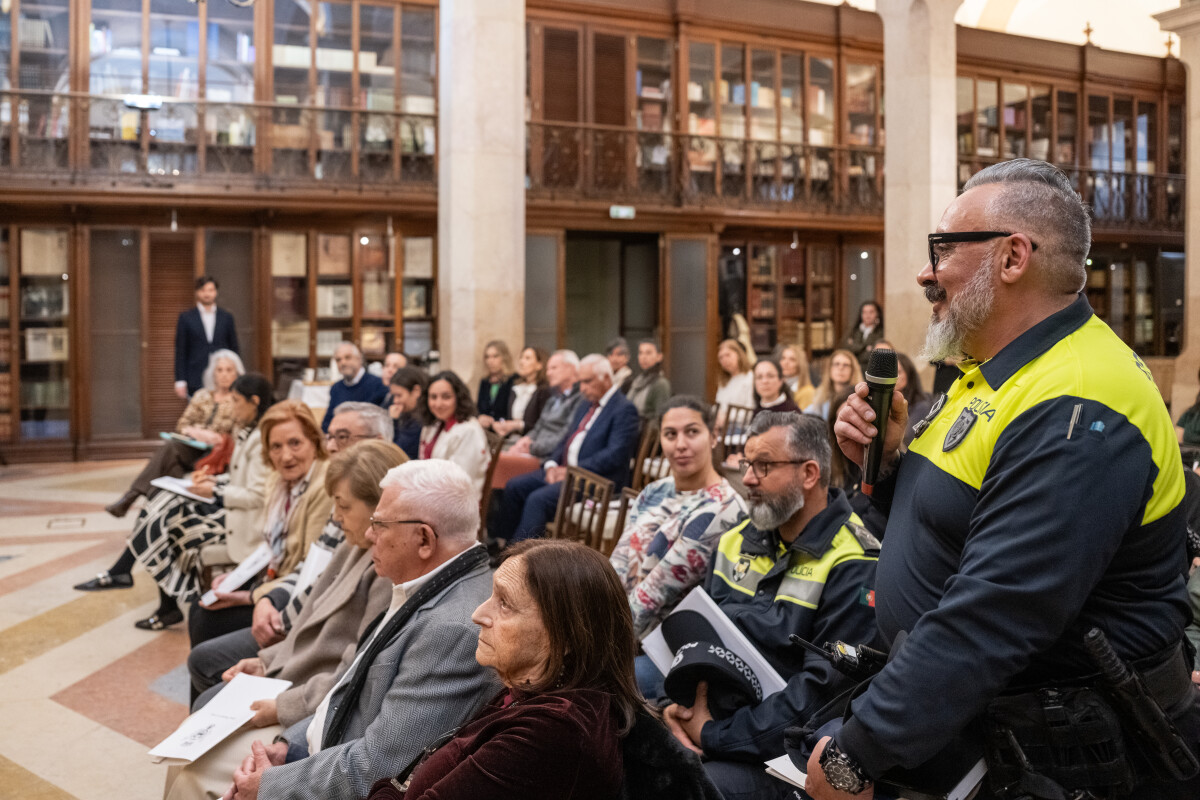 Foram aprovadas propostas para novos grupos de trabalho