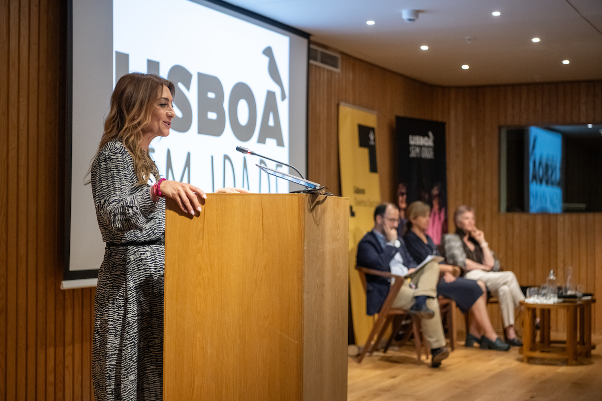 Na sessão de encerramento do encontro, Sofia Athayde destacou o impacto do idadismo na saúde mental 