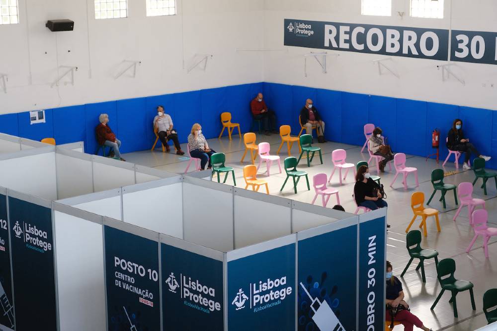 O tempo de recobro após vacinação é de 30 minutos