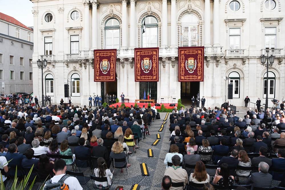 Executivo da Câmara Municipal de Lisboa, presidido por Carlos Moedas, tomou posse a 18 de outubro, em cerimónia realizada na Praça do Município