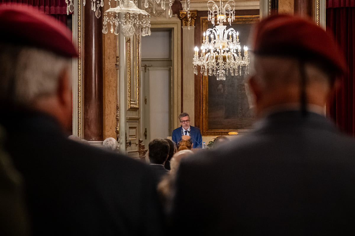 "Evocamos o 25 de Novembro porque celebramos o 25 de Abril: não há um sem o outro” - Carlos Moedas, presidente da CML