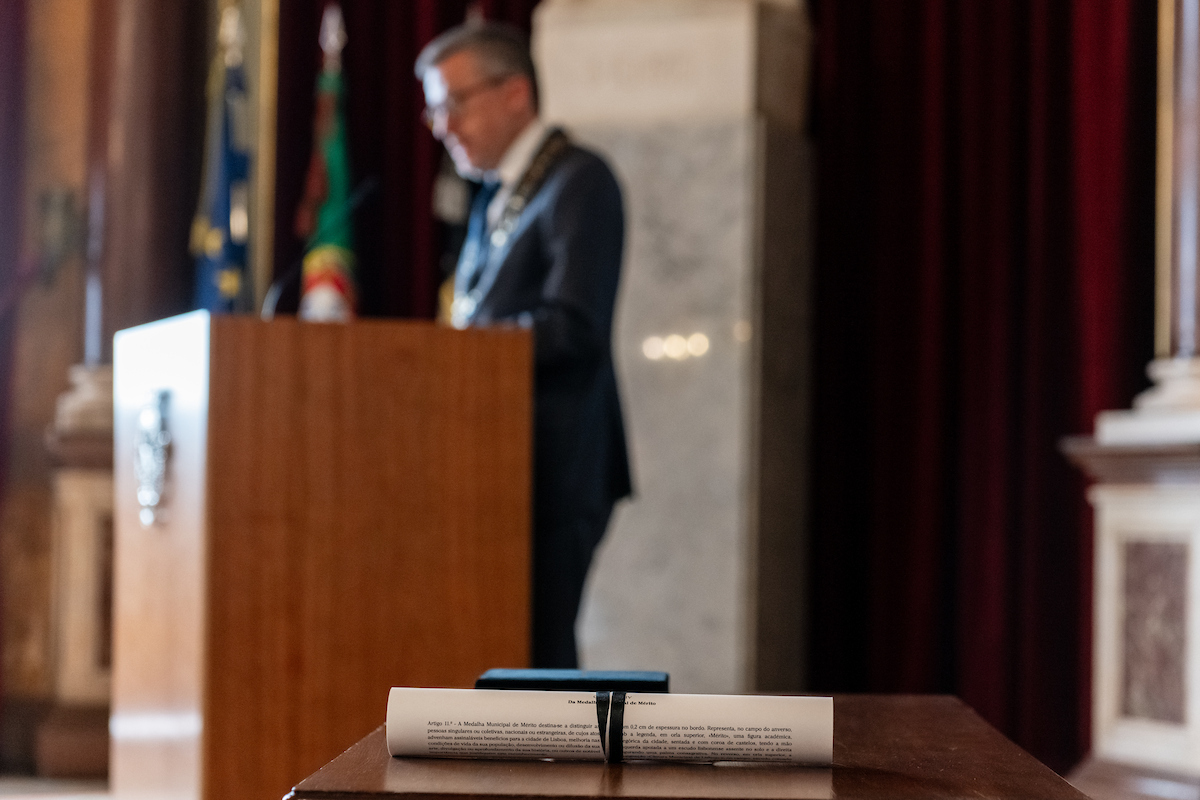 “Estamos a celebrar os oitenta anos anos de uma missão, de uma missão simples, mas tão importante, abrir a cultura às pessoas", mencionou Carlos Moedas, presidente da Câmara Municipal de Lisboa 