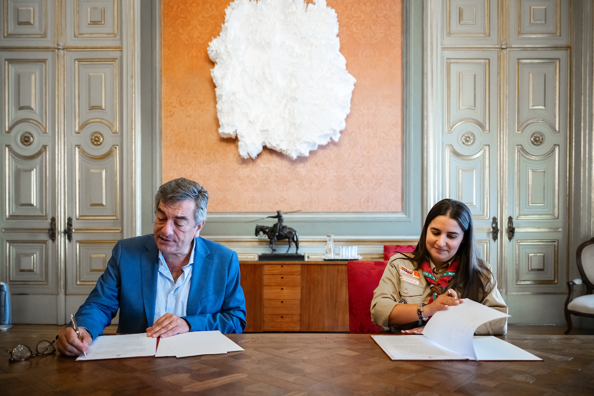 Município de Lisboa e Associação MOOT 2025, formalizaram hoje a colaboração para receber, no Parque Tejo, o 16.º World Scout Moot