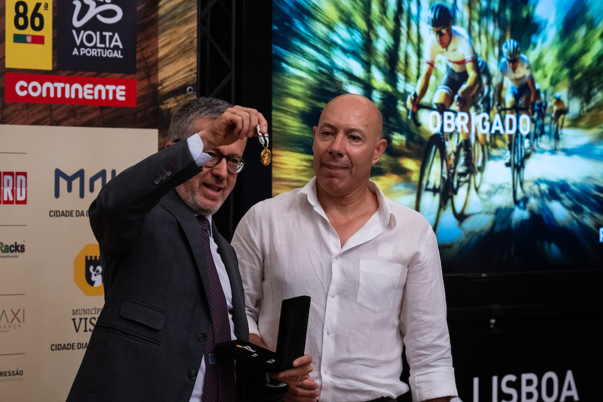 Carlos Moedas entregou a Joaquim Gomes a Medalha Municipal de Mérito Desportivo 