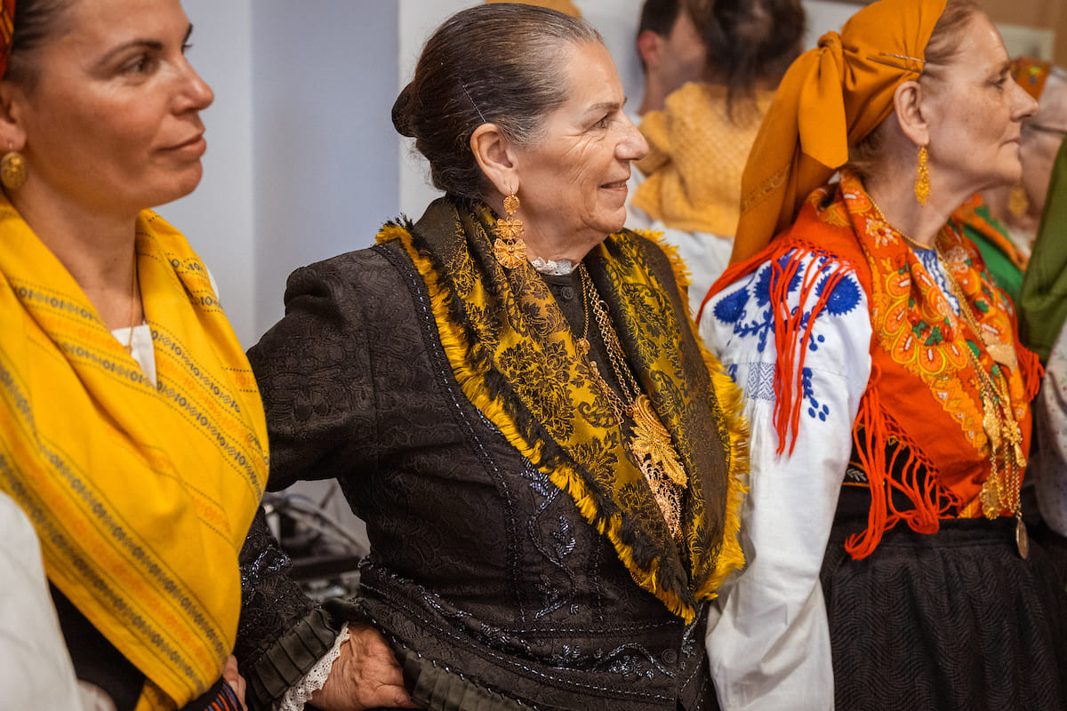 A casa regional minhota mais antiga da capital, a caminho dos 102 anos, mantém vivas as suas tradições, quer através do seu Rancho Folclórico e da Estúrdia Minhota, quer através da sua gastronomia