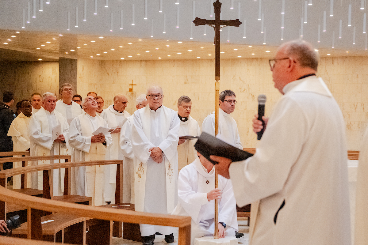 A cerimónia de Dedicação da Igreja de São José do Bairro da Boavista realizou-se domingo, 14 de dezembro