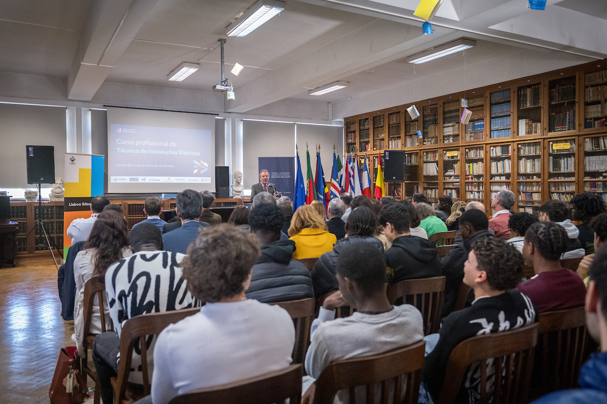 Nuno Crato, Presidente da Iniciativa Educação