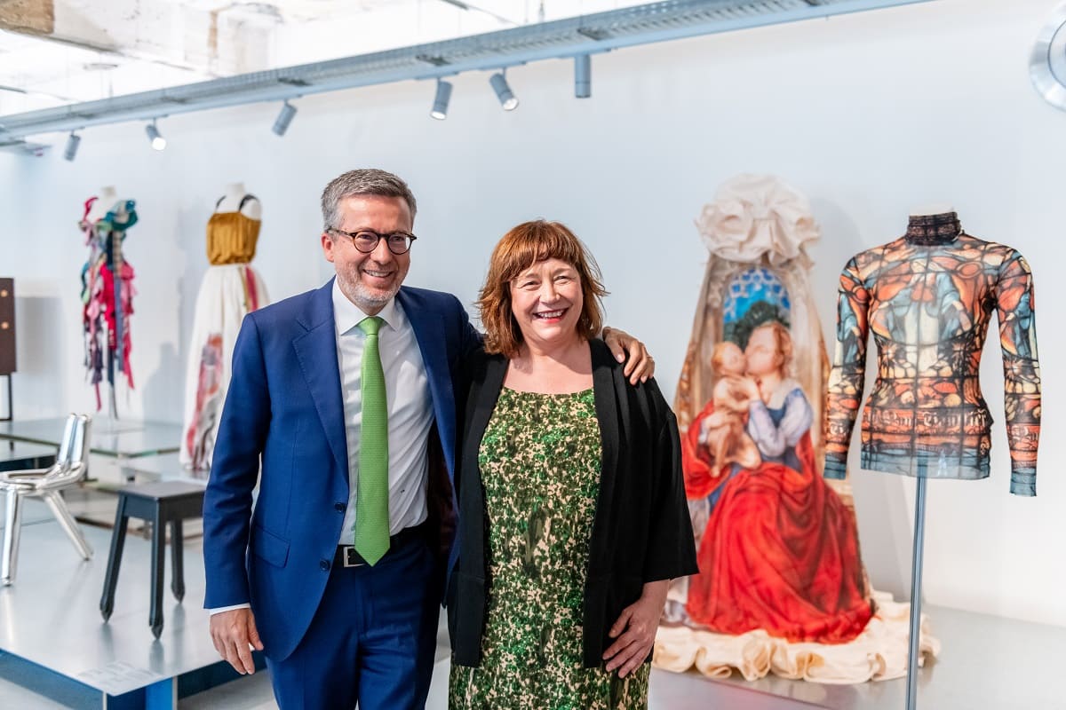 Carlos Moedas, presidente da CML e Maribel López, diretora da ARCO - apresentação da 8ª edição da ARCOLisboa