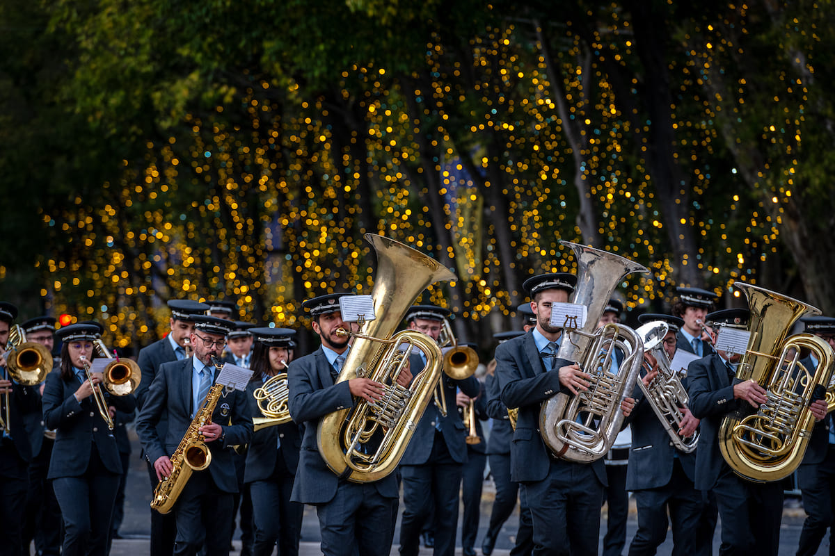 Desfile de Bandas Filarmónicas encerrou comemorações do 1.º de Dezembro - Avenida da Liberdade