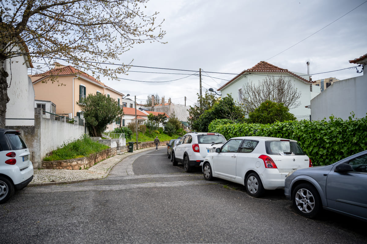  As obras visam a requalificação do espaço público: acessibilidade, segurança viária e pedonal, e valorização paisagística