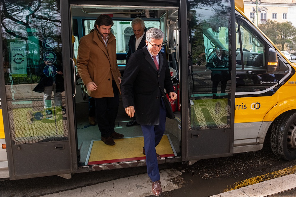 Inauguração da Carreira 67B - Luís Newton, presidente da Junta de Freguesia da Estrela, Pedro Bogas, presidente da Carris e Carlos Moedas, presidente da Câmara Municipal de Lisboa 