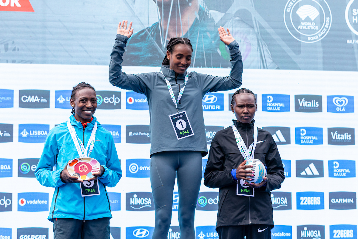 Na competição feminina, vitória para a atleta etíope Tsigie Gebreselama. A queniana Ruth Chepngetich ficou em segundo lugar e a sueca Abeba Aregawi em terceiro. 
