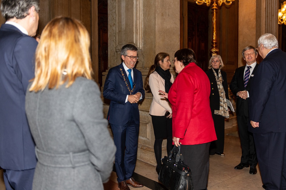 Lisboa recebe Corpo Diplomático - Paços do Concelho