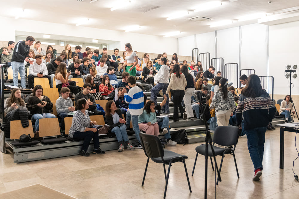 Município apoia a compra de calculadoras aos alunos