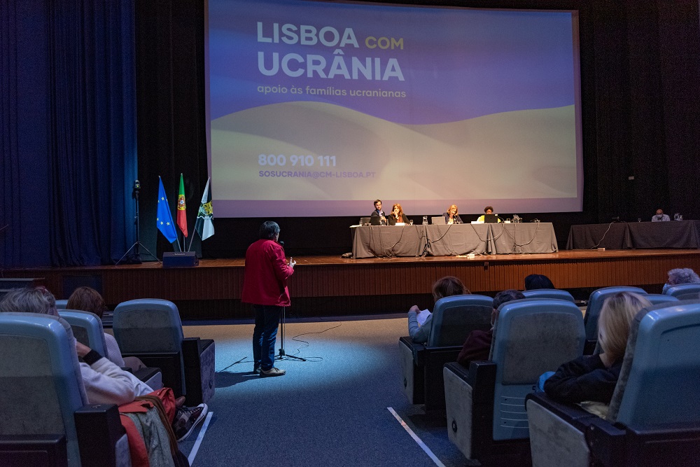 Sessão pública sobre acolhimento de famílias Ucranianas - Forum Lisboa
