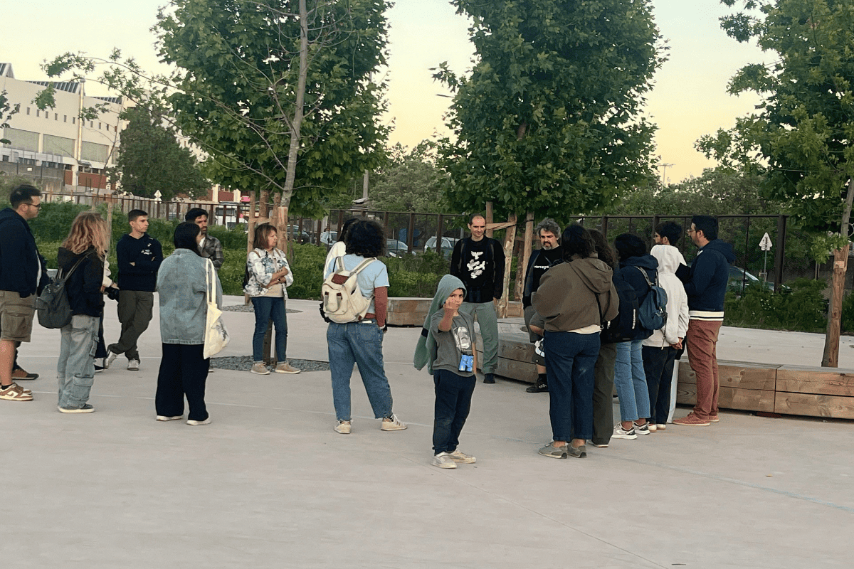 A iniciativa reuniu cerca de 25 participantes e permitiu ver espécies como o morcego-anão, o ouriço-cacheiro e a esperança-verde