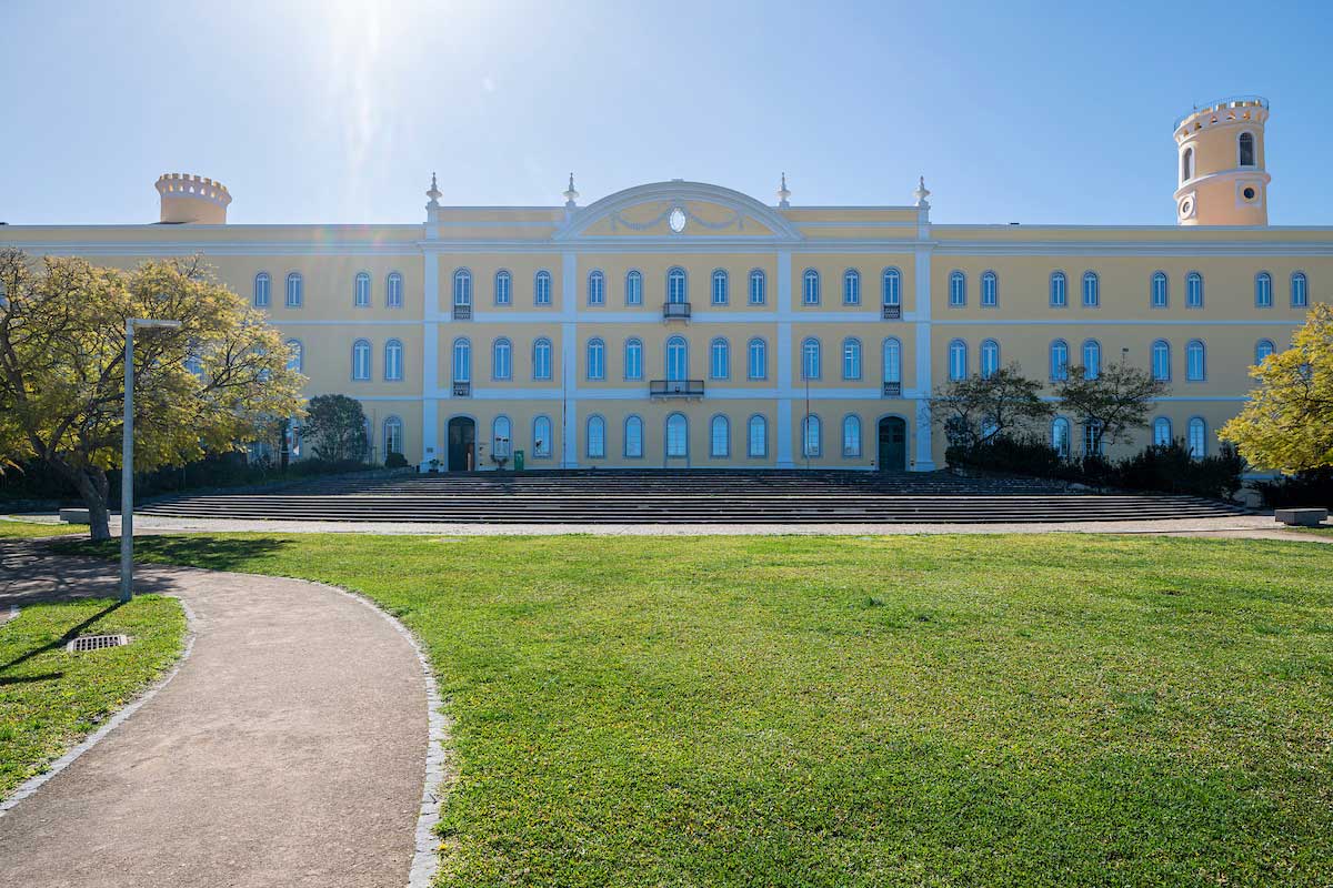 Colégio Almada Negreiros - Universidade Nova de Lisboa