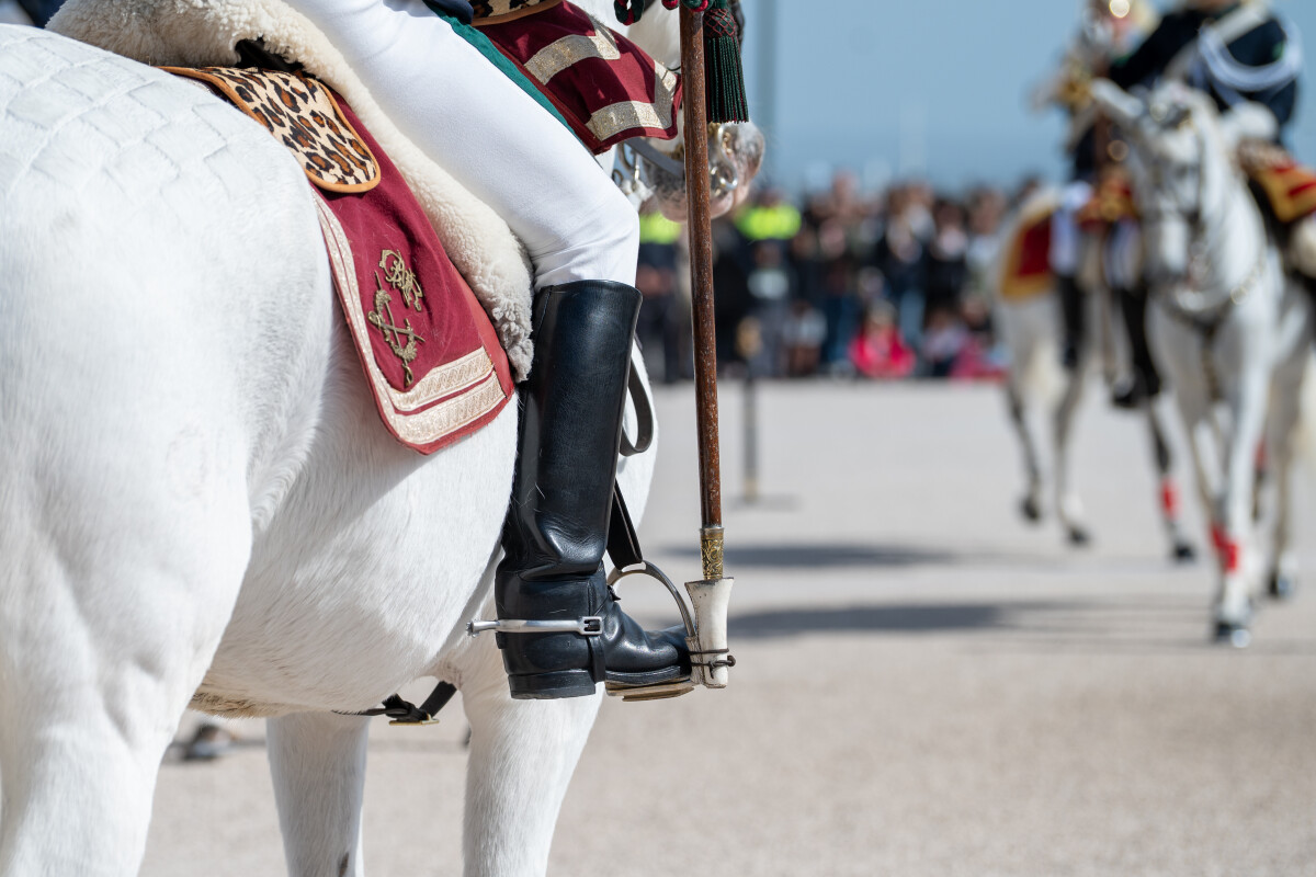 As Festas de Abril tiveram início com a apresentação da Charanga a Cavalo  da GNR