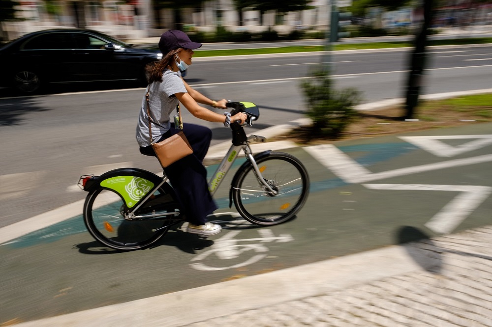 Ciclovia no Eixo Central