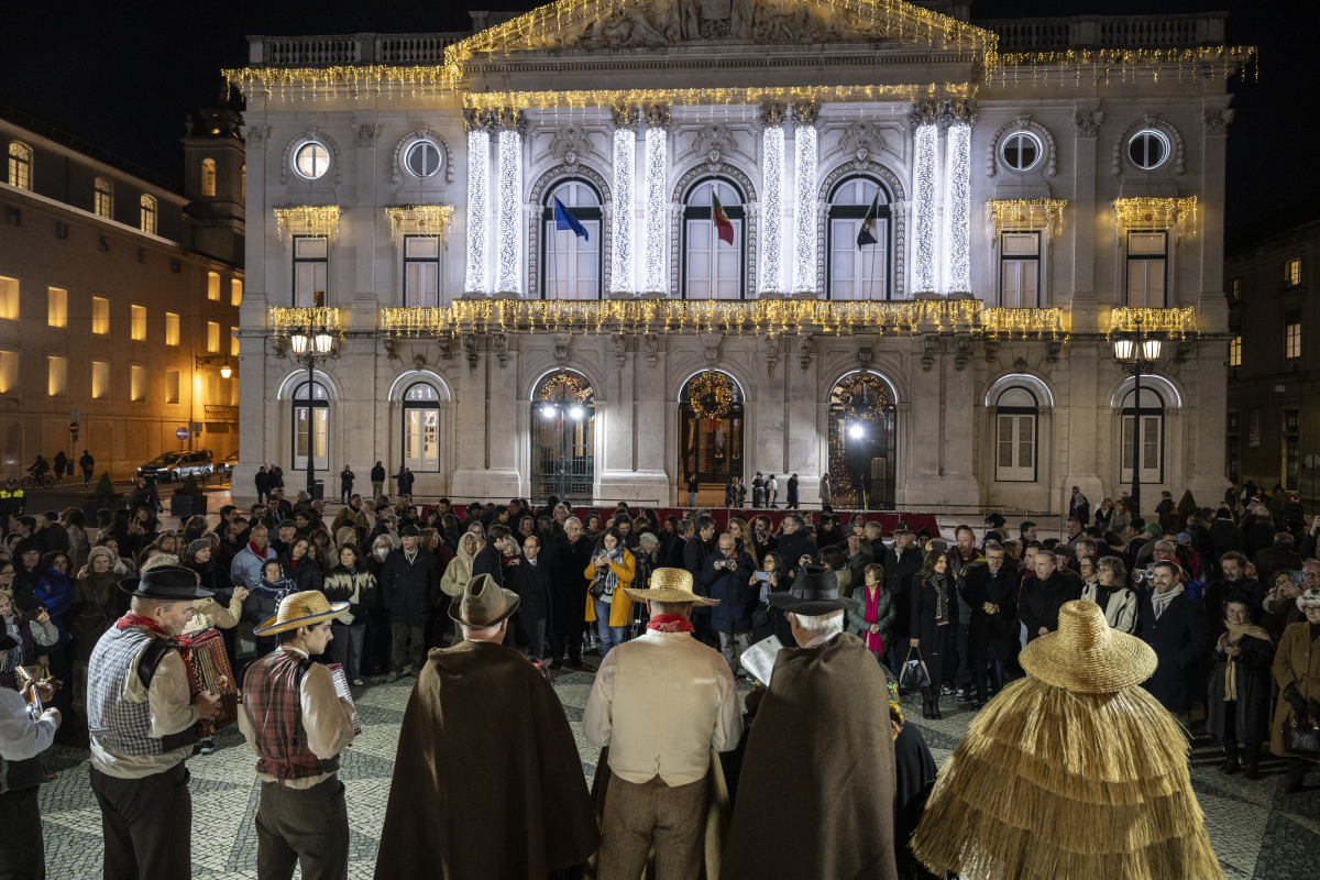 Janeiras e Bolo-Rei celebram Dia de Reis em Lisboa