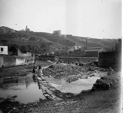 Ribeira de Alcântara junto da Ponte Nova [c. 1912]